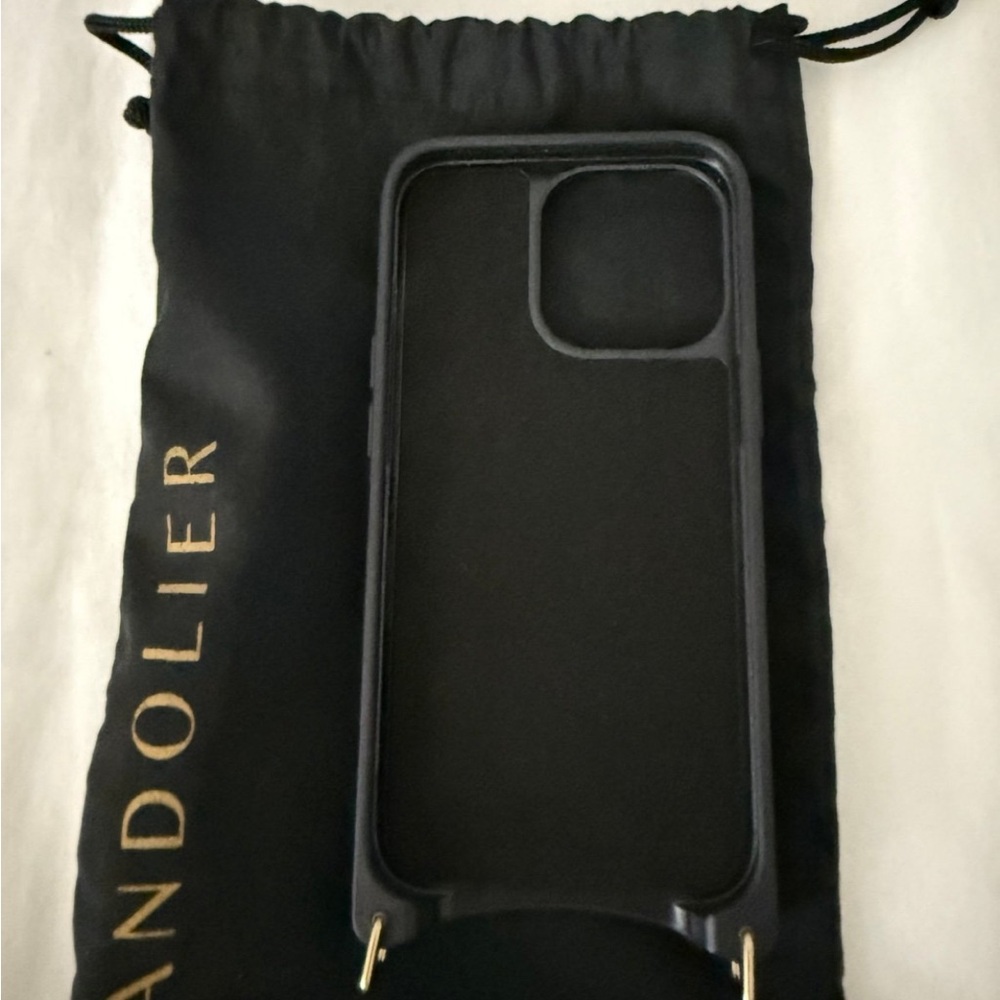 Phone case - Picture 6 of 7